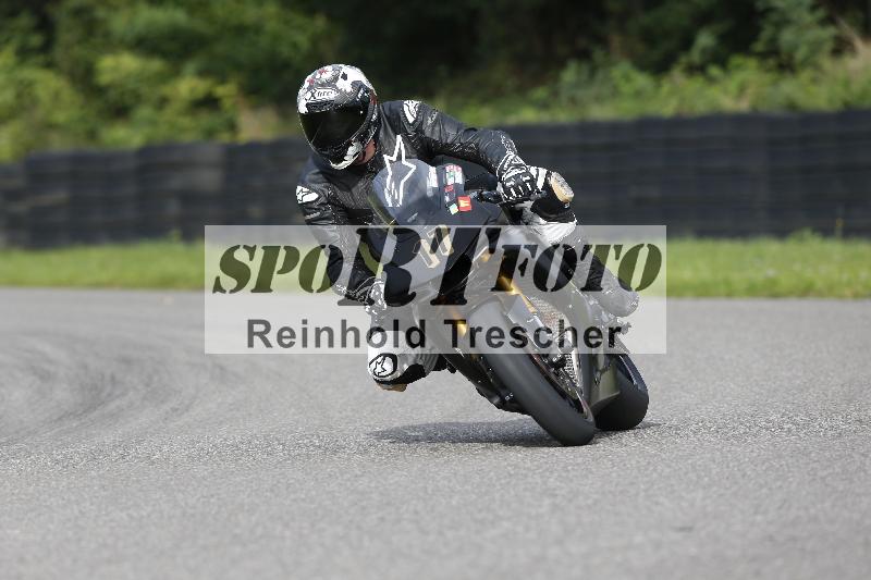 /53 16.09.2025 Track Day Domi Aegerter ADR/Gruppe rot/17